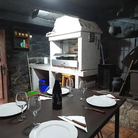 Casa Do Sequeiro Vakantiehuis Parada del Sil